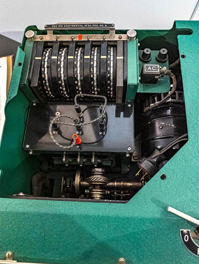 عکس کاروسل معرفی ژنراتور گاز سوز